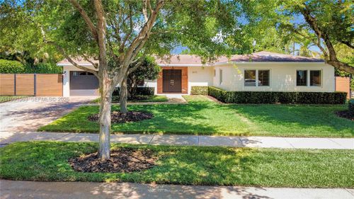 0-8975 Sw 83rd St, Miami, FL, 33173-4139 | Card Image