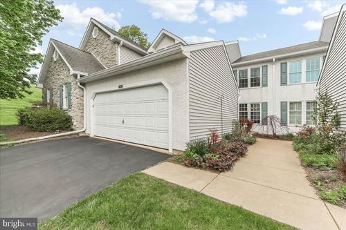 402 Sumner Way, WEST CHESTER, PA, 19382-8730 | Card Image
