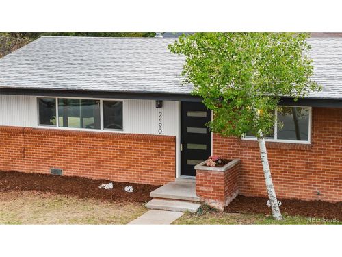 2490 Lewis St, Lakewood, CO, 80215-1349 | Card Image