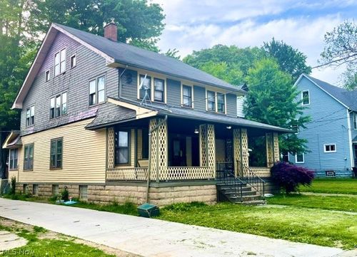 3890 W 34th Street, Cleveland, OH, 44109 | Card Image