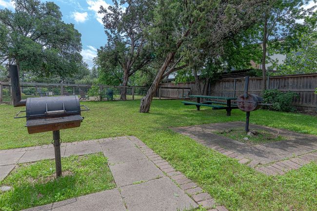 APT-204 - 3604 Clawson Rd, Condo with 2 bedrooms, 2 bathrooms and 2 parking in Austin TX | Image 36