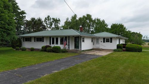2480 W Baseline Rd, Mount Pleasant, MI, 48858-9743 | Card Image