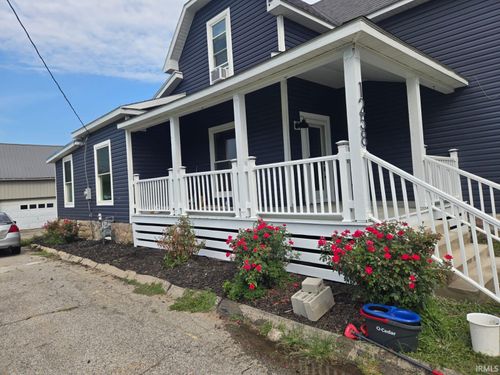 1258 N Main St, Nappanee, IN, 46550-1006 | Card Image