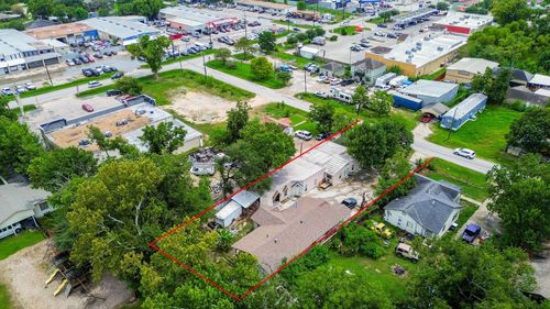 1925 Sunny Dr, Houston, TX, 77093-1830 | Card Image