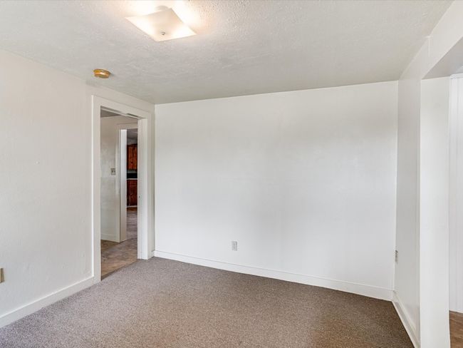 Front Room | Image 10