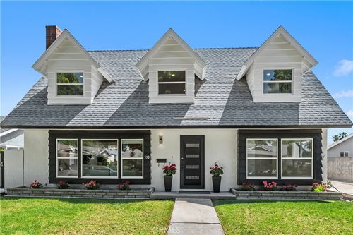 530 Stanford Ave, Fullerton, CA, 92831-3336 | Card Image