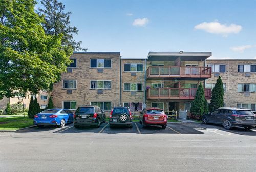 d212-762 Dempster St, Mount Prospect, IL, 60056-6153 | Card Image