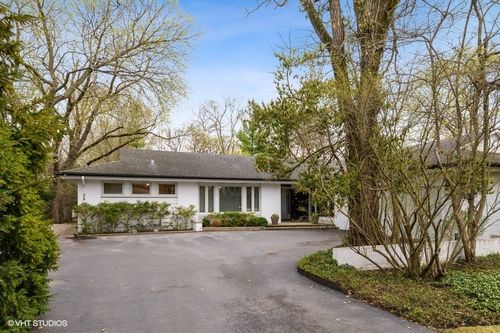 710 Strawberry Hill Dr, Glencoe, IL, 60022-1442 | Card Image