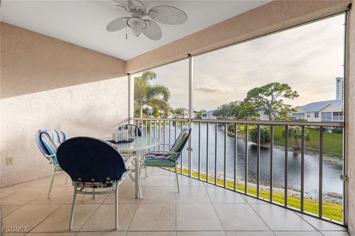 204-774 Wiggins Lake Dr, NAPLES, FL, 34110-6009 | Card Image
