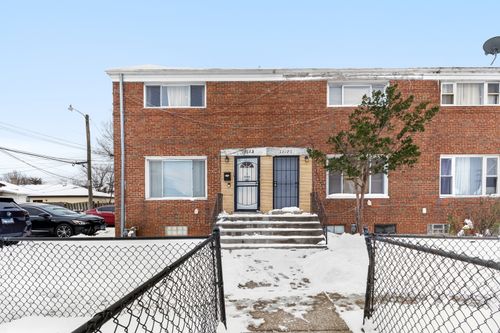 1207 S 17th Ave, Maywood, IL, 60153-2754 | Card Image