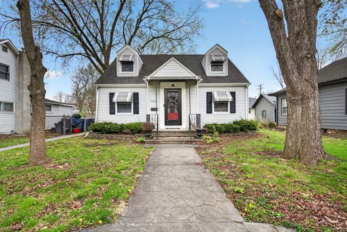 756 Douglas St, Morris, IL, 60450-1902 | Card Image