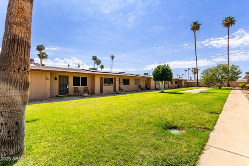 10885 W Santa Fe Dr, Sun City, AZ, 85351-2609 | Card Image