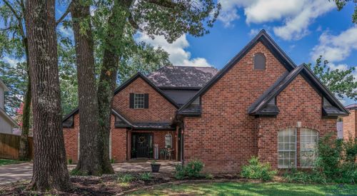 1124 Stillmeadow Ln, Longview, TX, 75604-2822 | Card Image