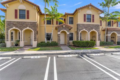 407 Se 32nd Ter, Homestead, FL, 33033-7252 | Card Image