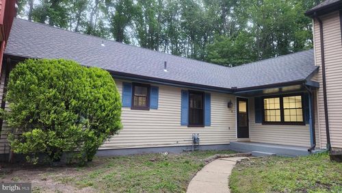 4 Meadowside Ct, MEDFORD, NJ, 08055-9348 | Card Image