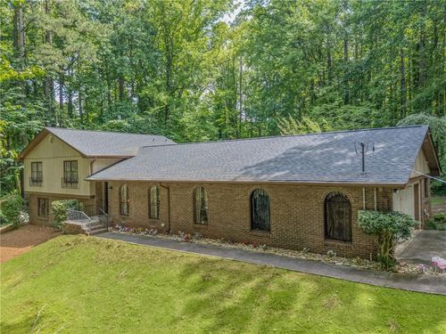 5632 Stillwater Ct, Stone Mountain, GA, 30087-1645 | Card Image