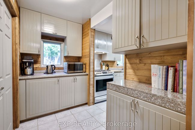 B393 Thorah Concession Rd 2, House other with 2 bedrooms, 1 bathrooms and 8 parking in Brock ON | Image 12
