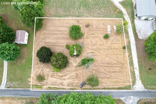 4308 Church Rd, Salem, IL, 62881-6902 | Card Image