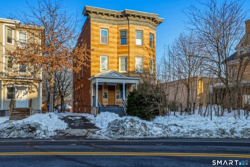 370 Maple Ave, Hartford, CT, 06114-1051 | Card Image