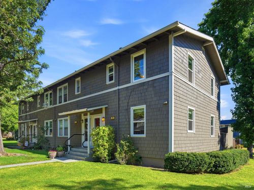 20 Livingston Court, Novato, CA, 94949 | Card Image