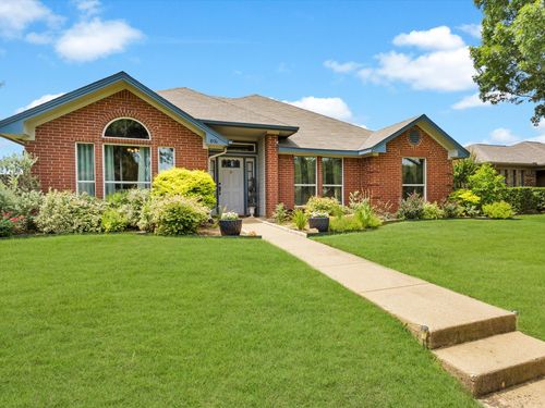 806 Red Oak Dr, Lewisville, TX, 75067-6233 | Card Image