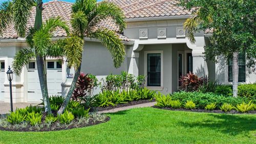8236 Larkspur Cir, SARASOTA, FL, 34241-1001 | Card Image
