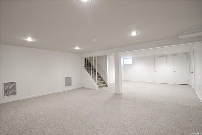 5 Gulls Cv, House other with 3 bedrooms, 3 bathrooms and null parking in Manhasset NY | Image 11