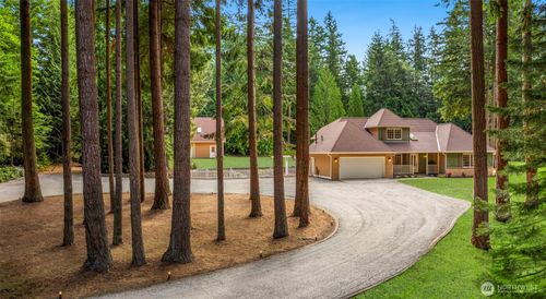 6927 Denali Way, Clinton, WA, 98236-9324 | Card Image