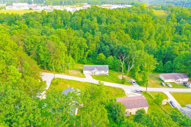 15 April Ln, House other with 5 bedrooms, 2 bathrooms and null parking in Corbin KY | Image 12