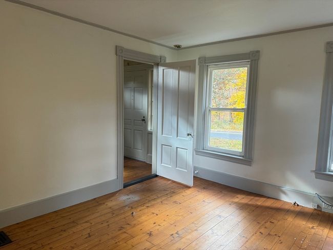 494 River Rd, House other with 6 bedrooms, 3 bathrooms and 4 parking in Deerfield MA | Image 6