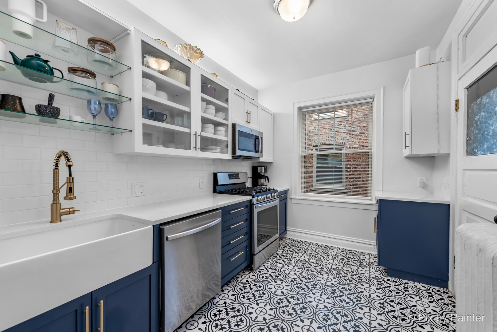 2 844 Washington Boulevard, For Sale in Oak Park Zoocasa