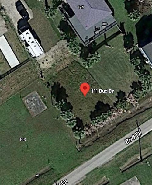 111 Bud Dr, Crystal Beach, TX, 77650 | Card Image