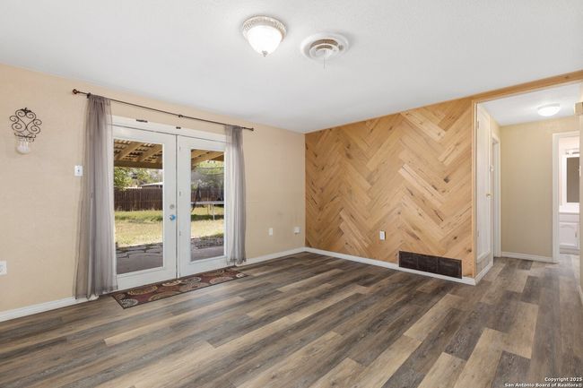 5509 Crosswind Dr, House other with 3 bedrooms, 2 bathrooms and null parking in Windcrest TX | Image 7