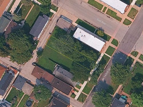 606 W 143rd St, East Chicago, IN, 46312-2638 | Card Image