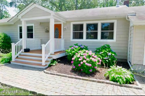 812 Woodwild Dr, Point Pleasant Boro, NJ, 08742-4551 | Card Image