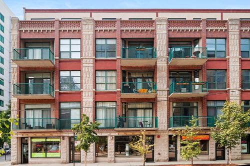 apt-4b-841 W Monroe St, Chicago, IL, 60607-2671 | Card Image