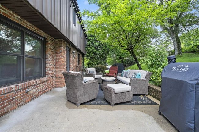 2616 Cedarvue Dr, House other with 4 bedrooms, 4 bathrooms and 2 parking in Pittsburgh PA | Image 39