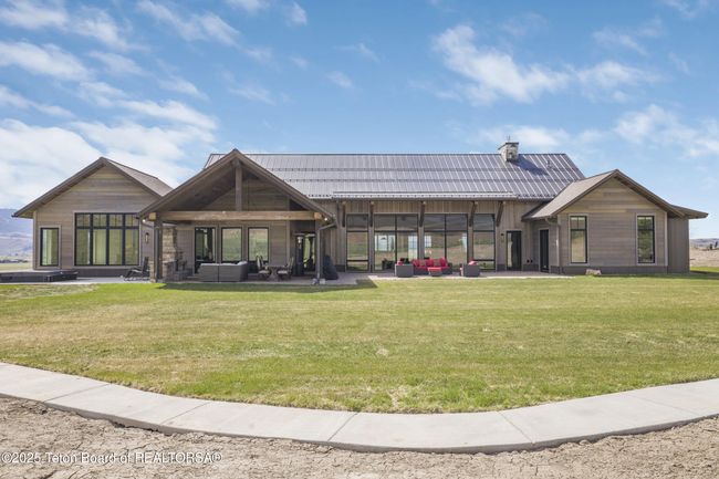 2399 Chapel Rd, House other with 4 bedrooms, 5 bathrooms and null parking in Swan Valley ID | Image 4