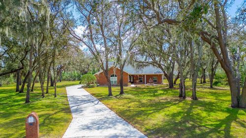 4610 Clarksdale Ln, Brandon, FL, 33511-8068 | Card Image