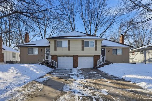 1409 - 1411 E Ridgeway Drive, Olathe, KS, 66061 | Card Image