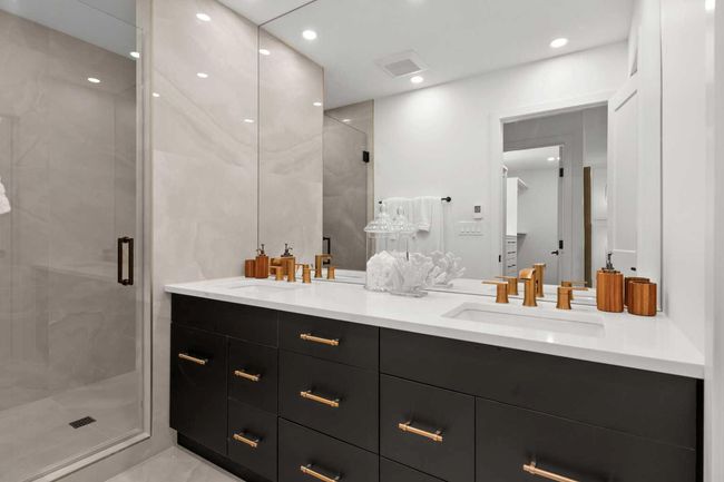 77 Kirby Pl Sw, House detached with 4 bedrooms, 3 bathrooms and 4 parking in Calgary AB | Image 23