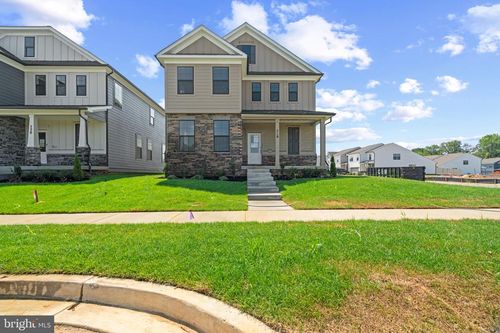 448 Hanson St, FREDERICK, MD, 21701-1255 | Card Image