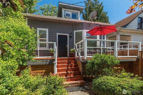 1124 14th Avenue, Seattle, WA, 98122 | Card Image