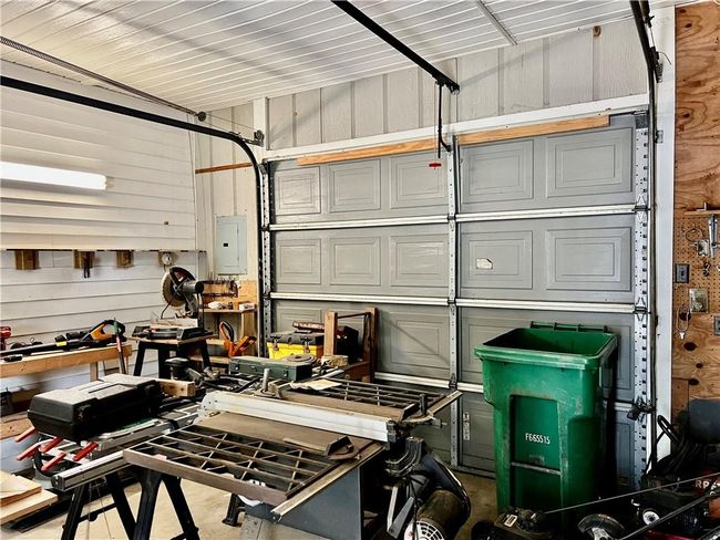 Shop interior | Image 50