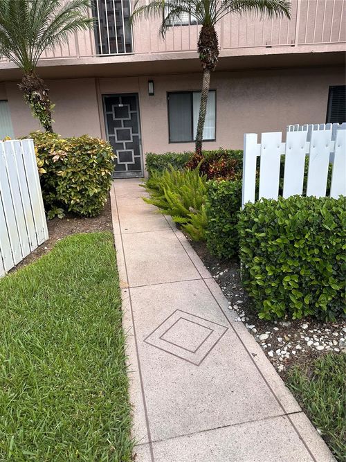 apt-109-7281 Amberly Ln, Delray Beach, FL, 33446-2901 | Card Image