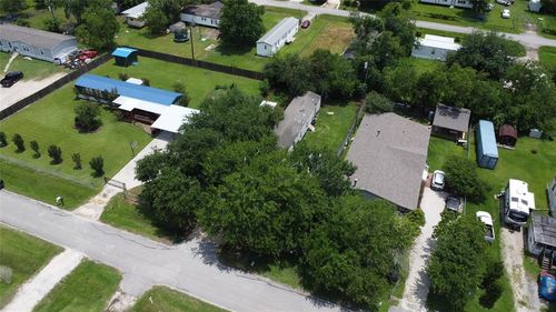 10214 Ben Nevis St, Crosby, TX, 77532-7015 | Card Image