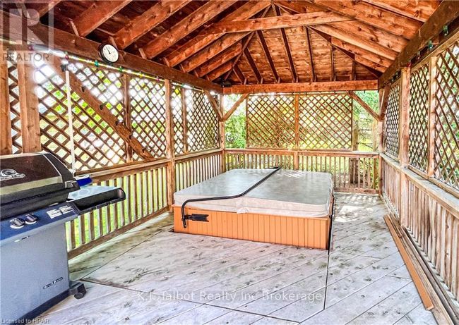 81276 Westmount Line, House other with 3 bedrooms, 4 bathrooms and 10 parking in Goderich ON | Image 27