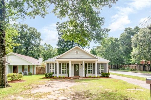1117 Pinemont Dr, Mobile, AL, 36609-3043 | Card Image