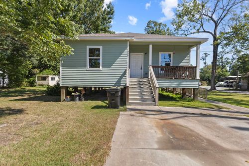 220 Rose City Dr, Vidor, TX, 77662-9465 | Card Image