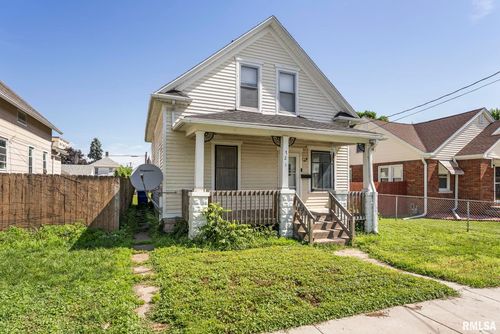 721 17th Ave, Moline, IL, 61265-3832 | Card Image